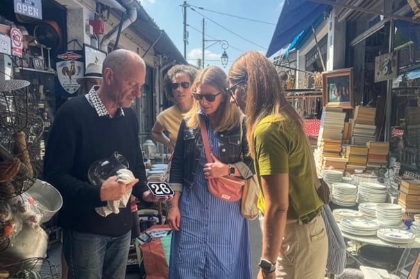 Private Tour of the Paris Antique Market (Marché aux Puces)